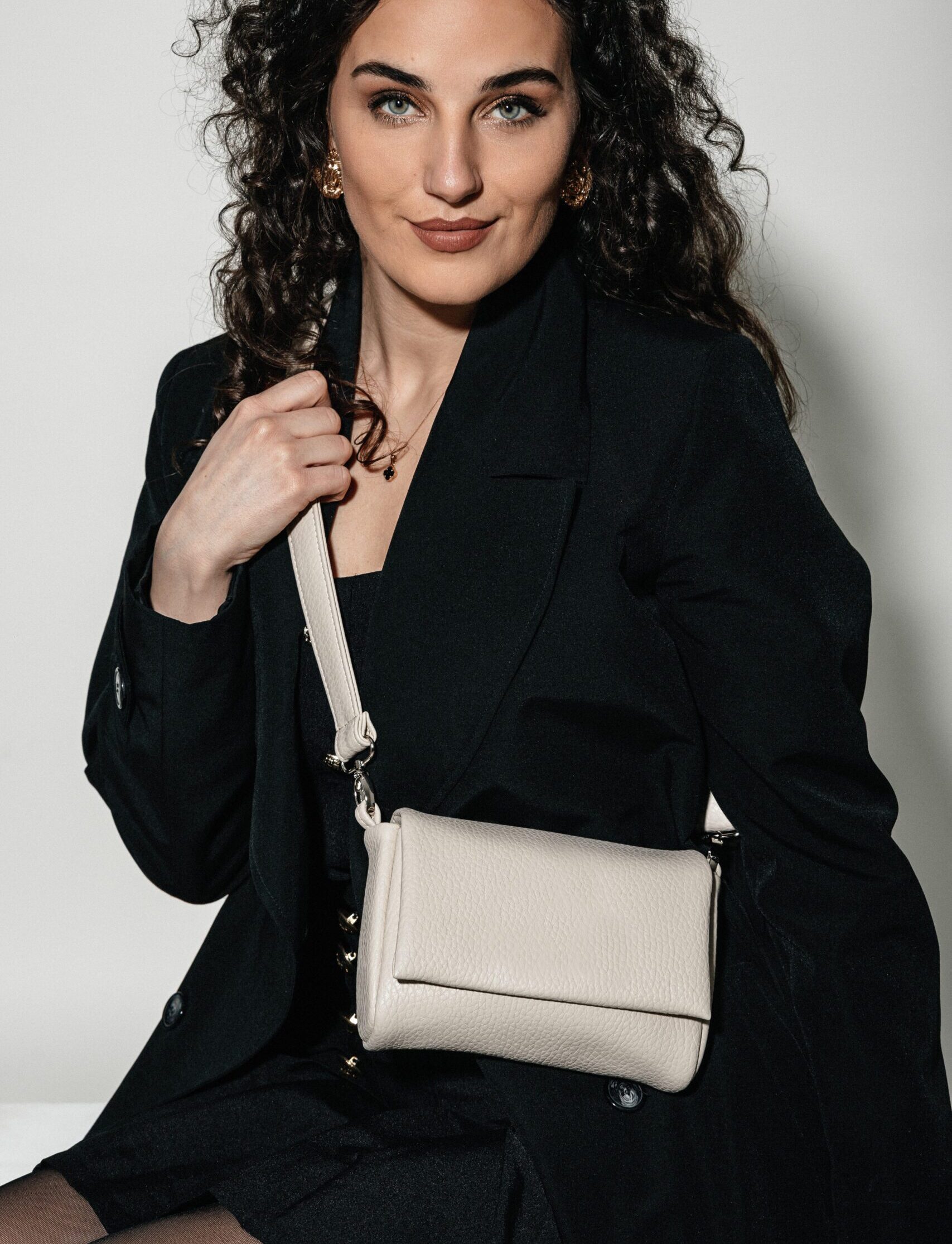 Rankinė / delninė „Kakavinė laimė“ Rankinė / delninė „Kakavinė laimė“