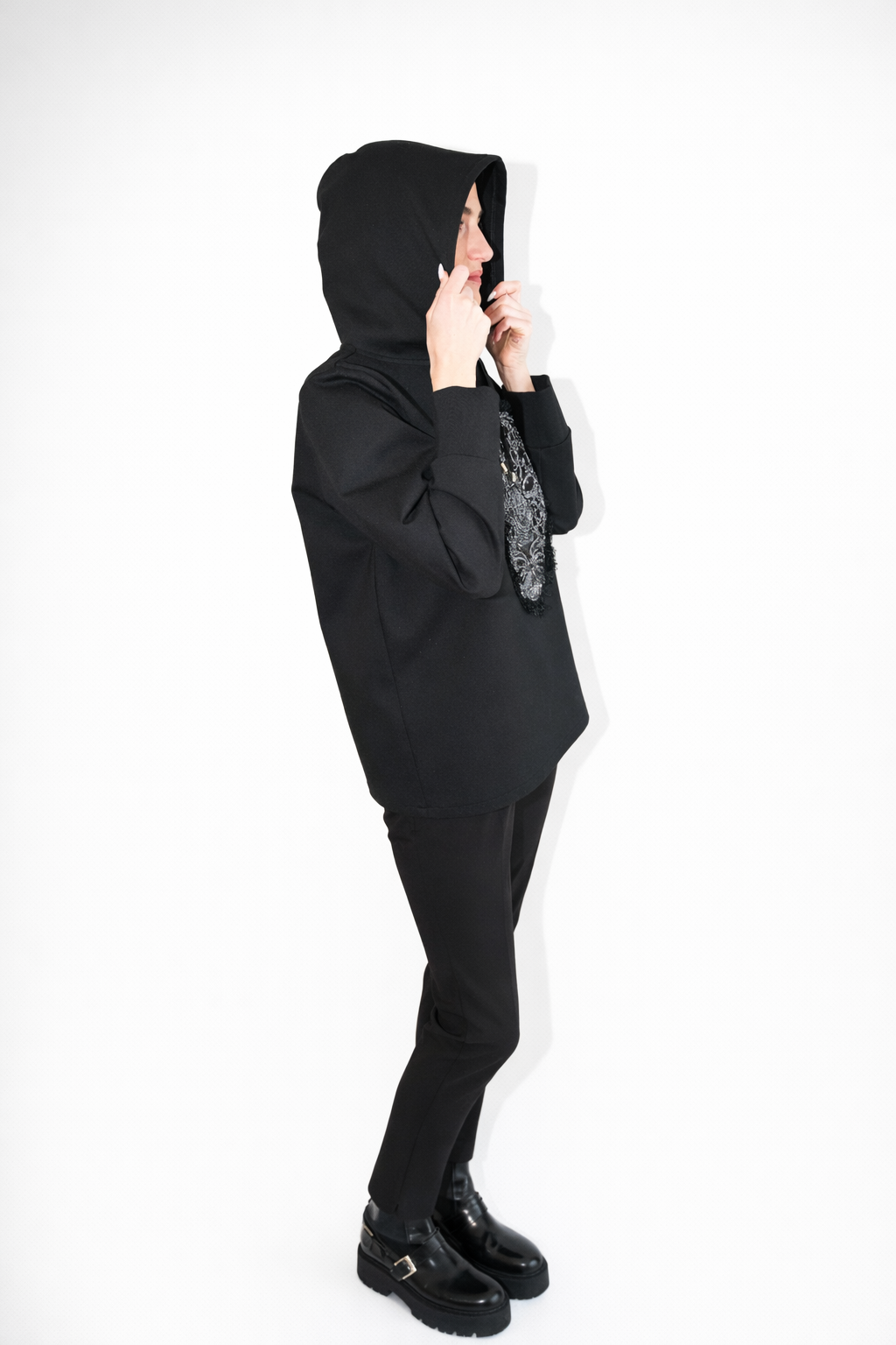 Juodas džemperis „Talismanas“ Juodas džemperis „Talismanas“ - Image 4