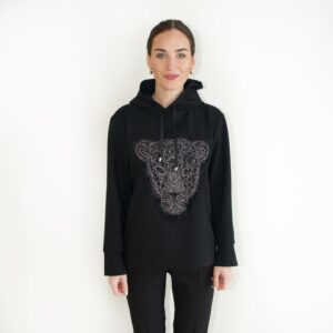 Juodas džemperis „Talismanas“